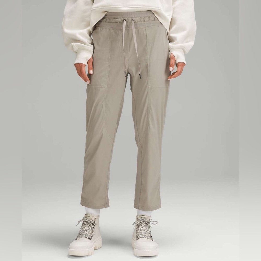 Lululemon Athletica Men's Gray Joggers